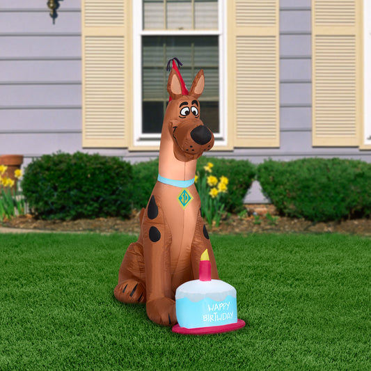 3.5 ft Inflatable Birthday Scooby WB lifestyle