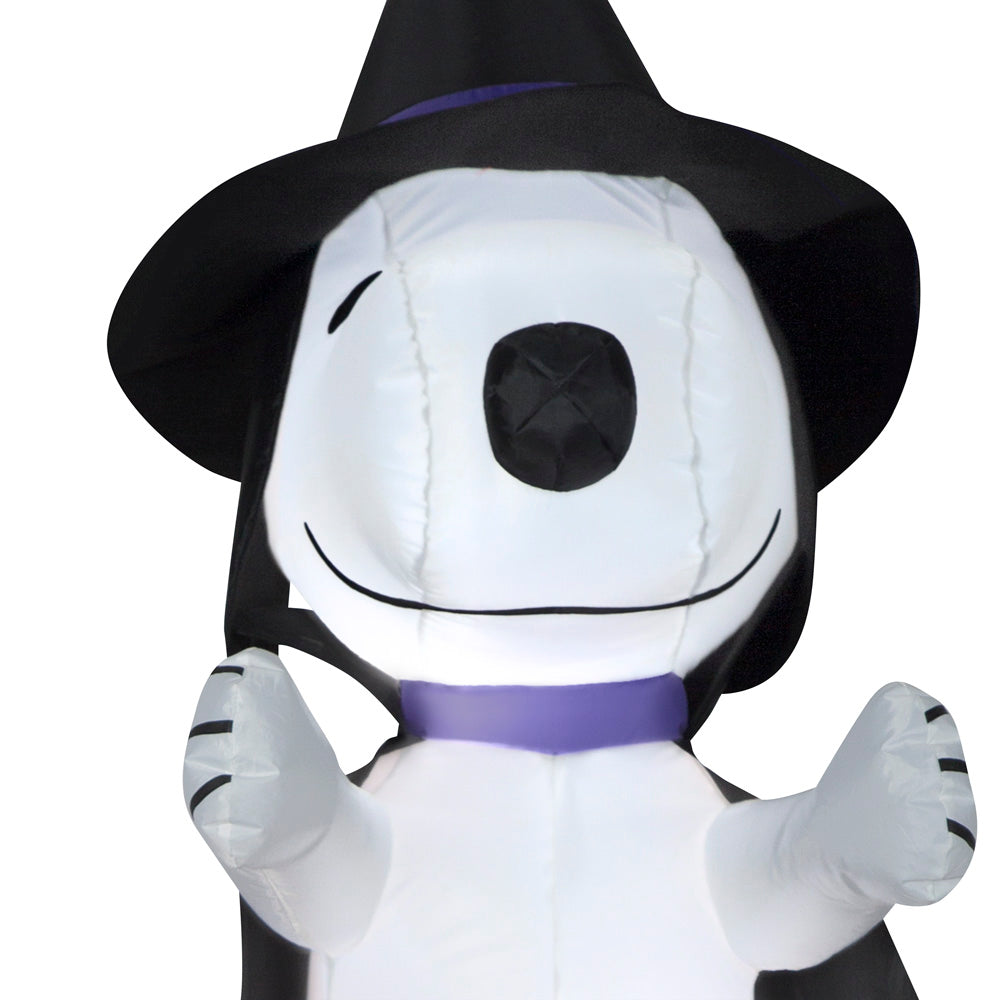 6-Ft Peanuts Snoopy Halloween House with LED Lights image 4