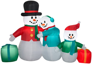 Gemmy Christmas Airblown Inflatable Snowman Family Collection Scene , 5 ft Tall, Multicolored