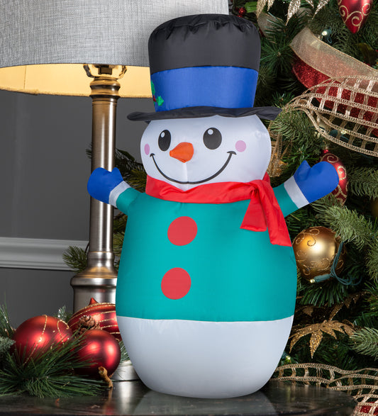 Airdorable Christmas Inflatable Round Snowman, Tall lifestyle