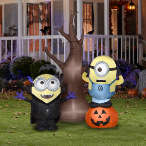 Gemmy 5.5' Airblown Minions w/Tree and Pumpkin Scene Universal