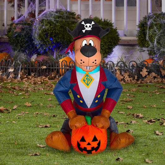3-Ft Scooby-Doo Pirate Halloween Inflatable lifestyle