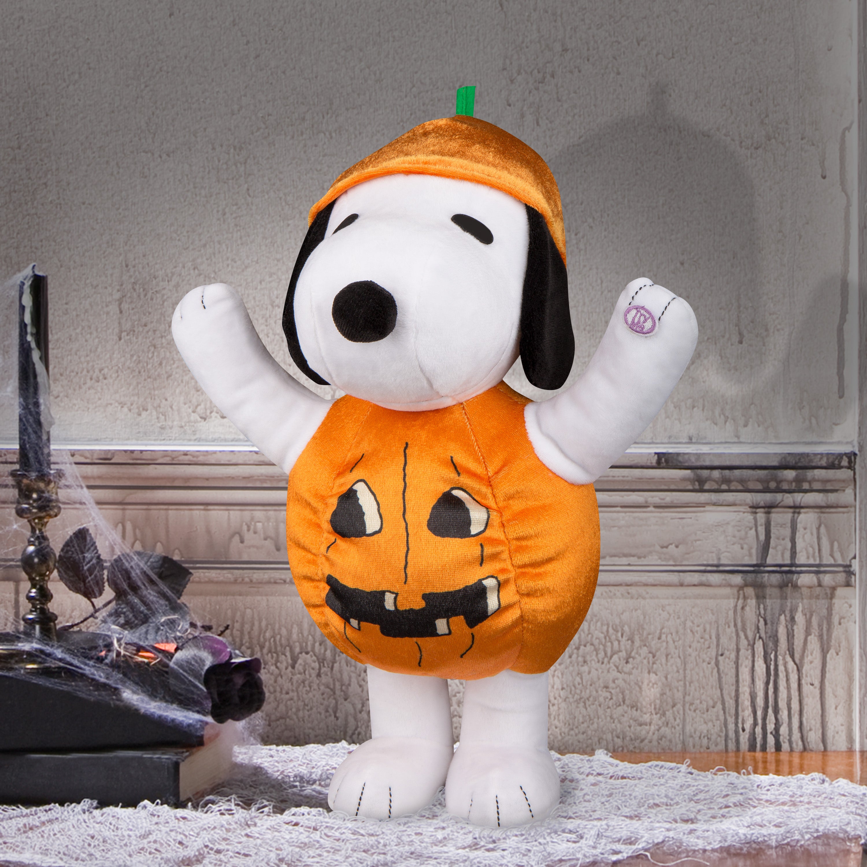 Gemmy Small Side Stepper Snoopy as Pumpkin Peanuts
