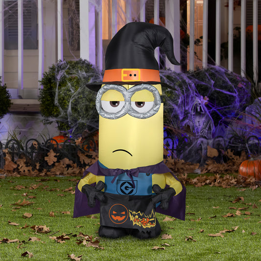 3.5-Ft Minion Kevin Witch Costume Halloween Inflatable lifestyle