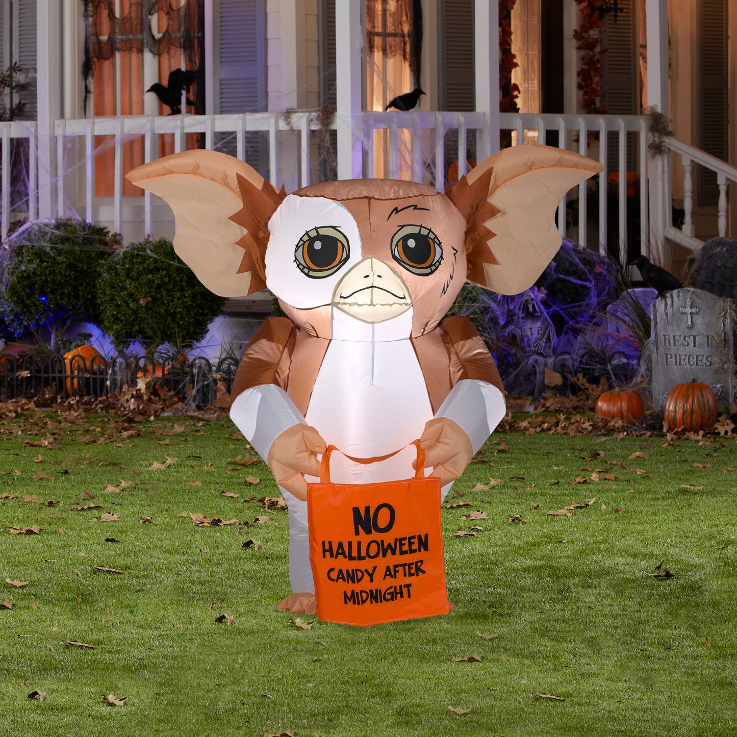 Gemmy Airblown Gizmo Warner Brothers , 3.5 ft Tall, brown