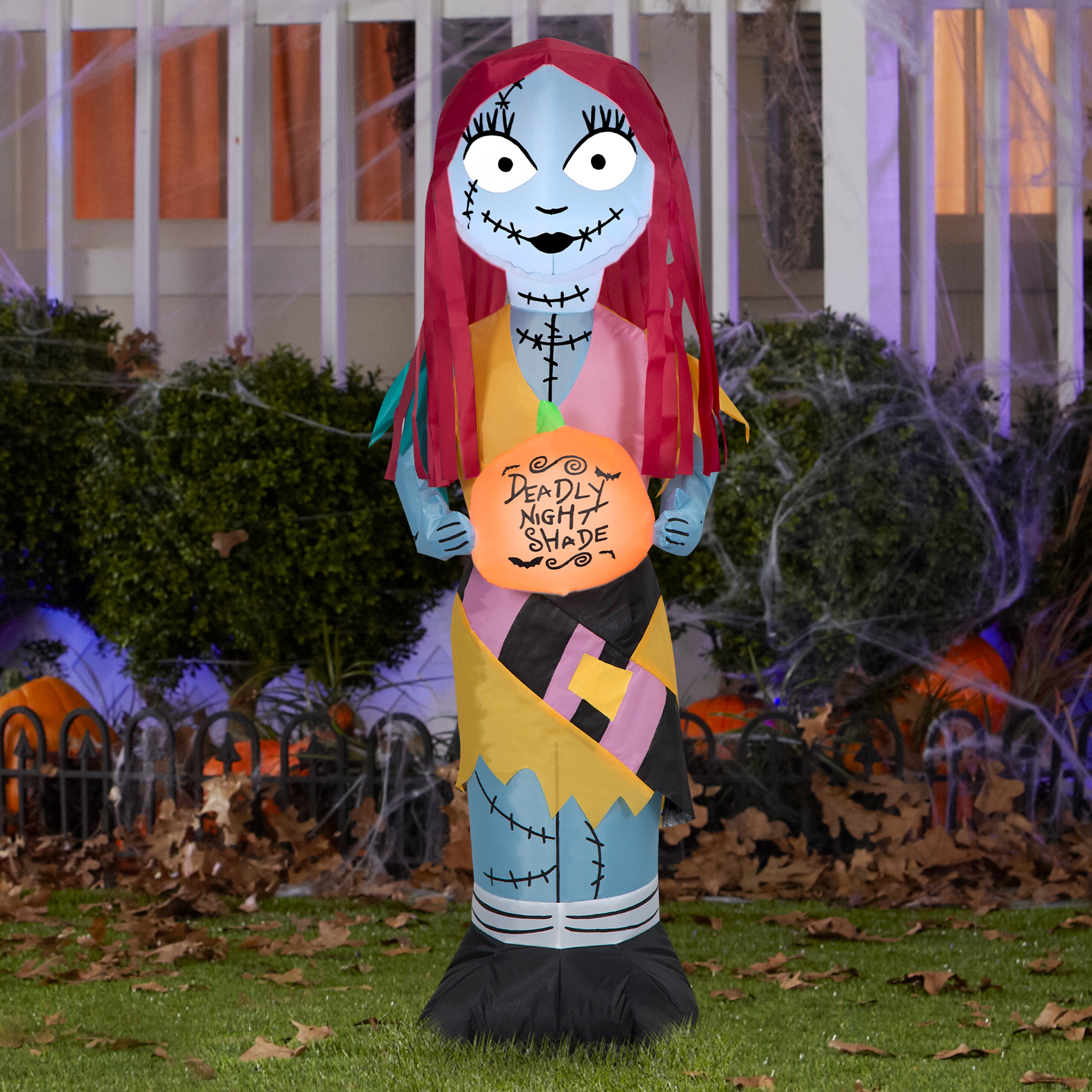 Gemmy Airblown Inflatable Sally w/Pumpkin Disney, 3.5 ft Tall, Multicolored