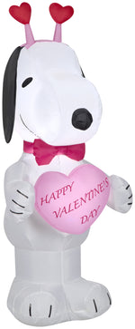 Load image into Gallery viewer, Gemmy Airblown Inflatable Valentine Snoopy, 3.5 ft Tall
