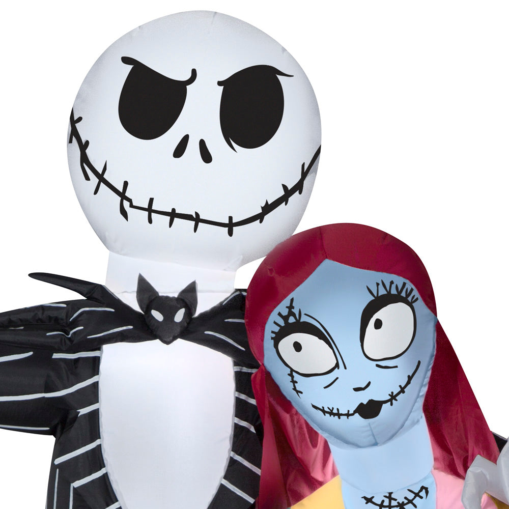 Gemmy Airblown Nightmare Before Christmas Scene Disney , 6 ft Tall, Multi
