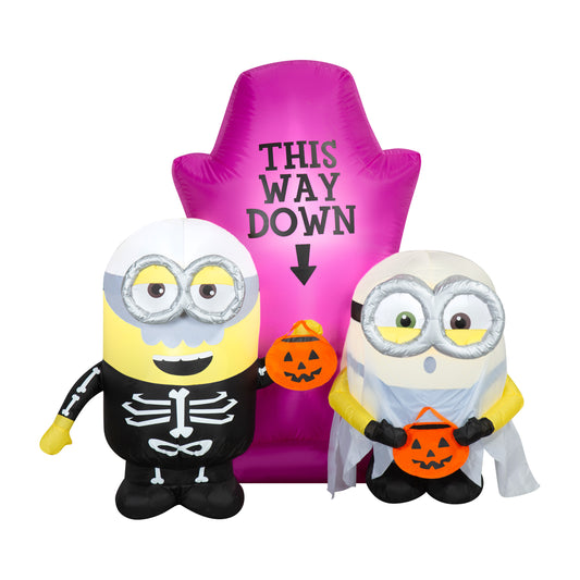 Inflatable Minions Halloween Scene Universal, 5 ft Tall