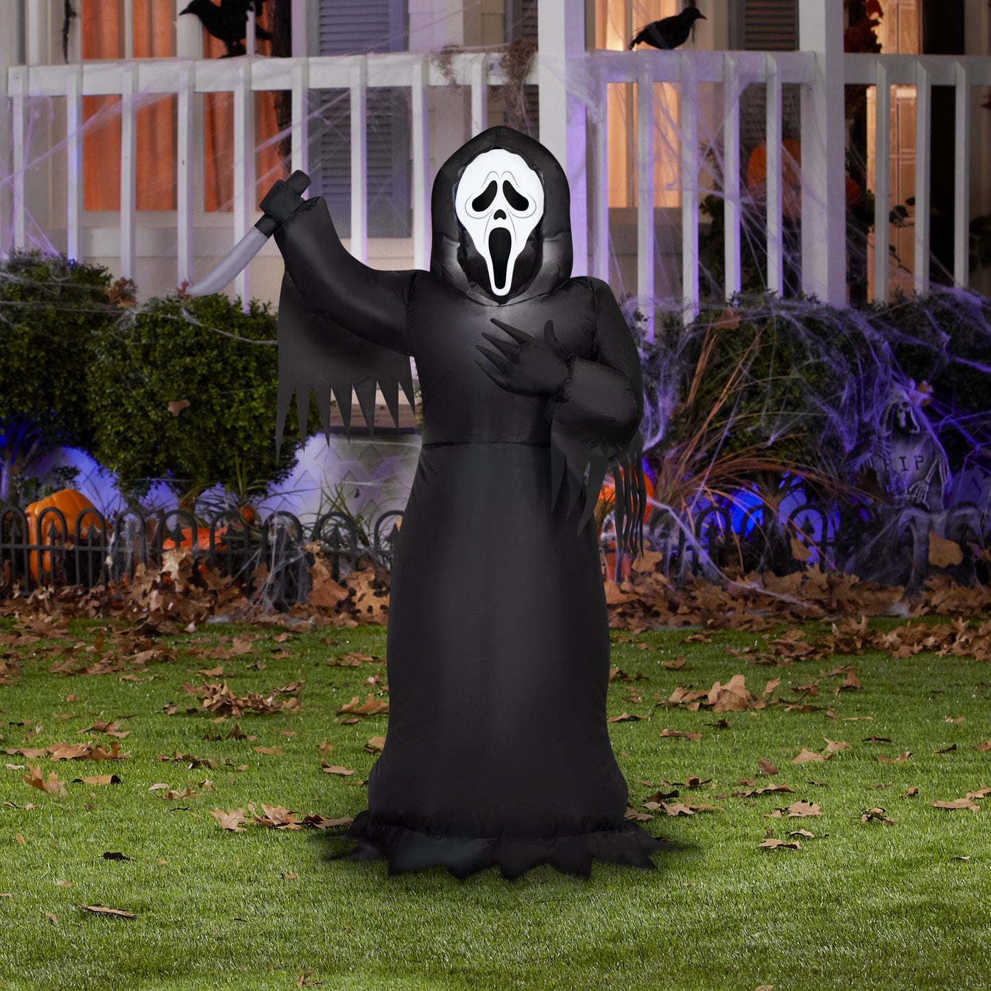 3.5-Ft Ghost Face with Knife Halloween Inflatable lifestyle