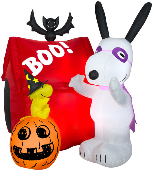 5.5' Snoopy Halloween House Scene Peanuts Halloween Inflatable