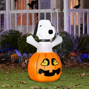 Gemmy Airblown Inflatable Snoopy In Pumpkin w/Woodstock Peanuts, 3 ft Tall, Multicolored