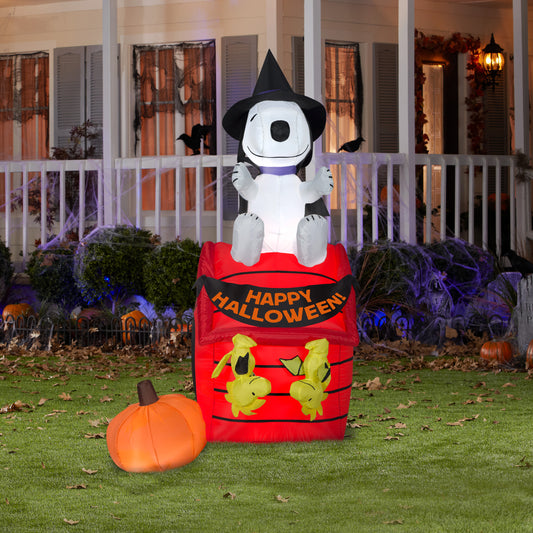 6ft Inflatable Snoopy Halloween House Scene lifestyle