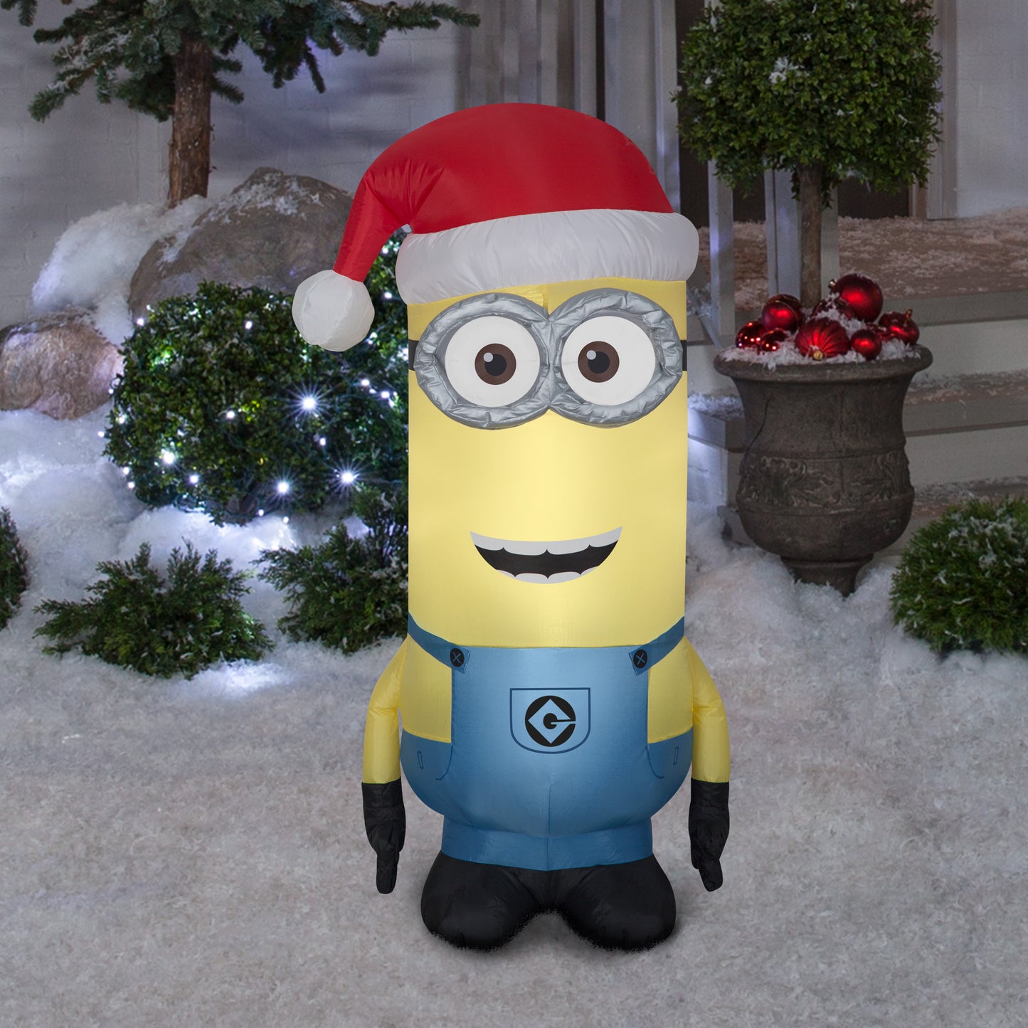 3.5' Kevin w/ Santa Hat Christmas Inflatable lifestyle