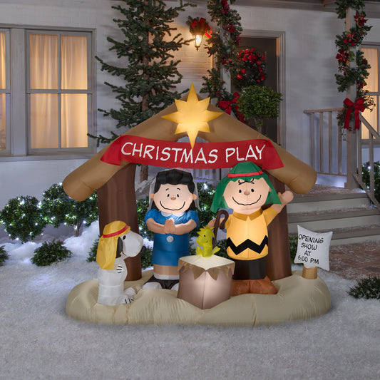 Inflatables Peanuts Nativity Scene lifestyle