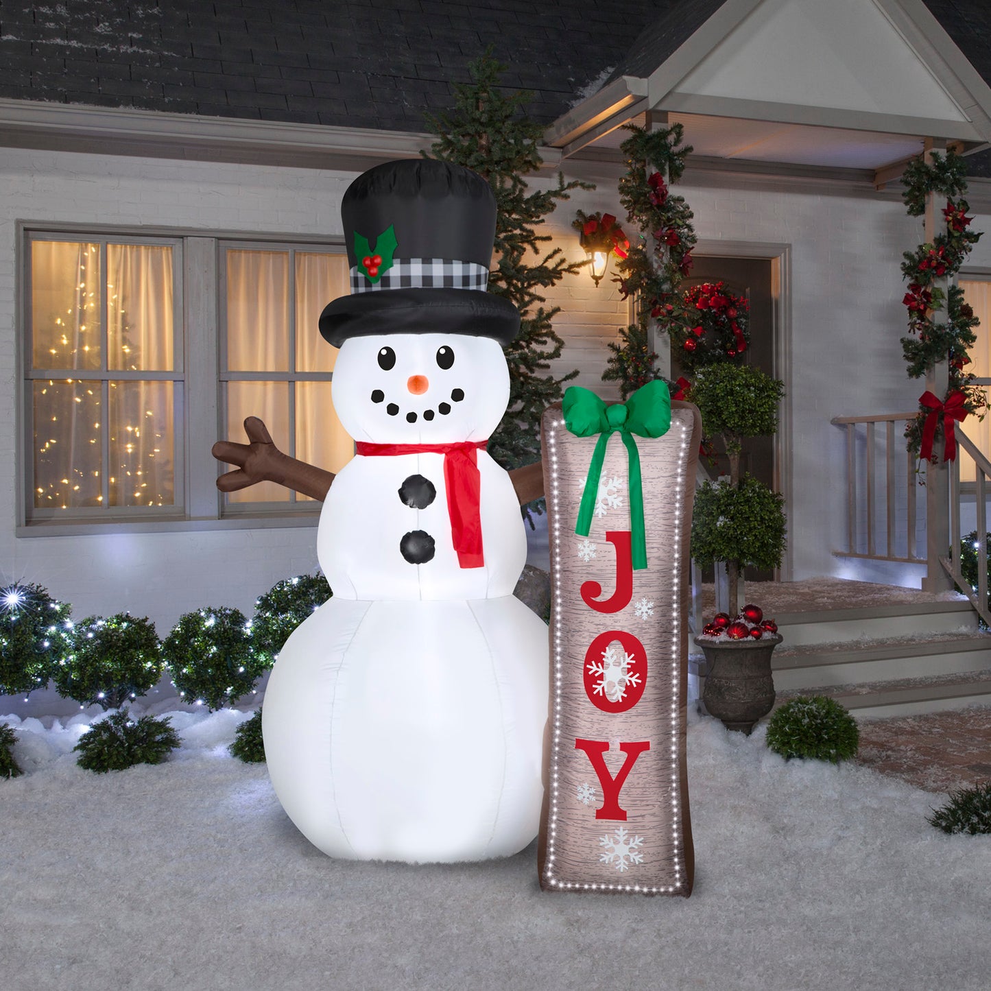 7-Ft Snowman with Sign Christmas Inflatable lifestyle