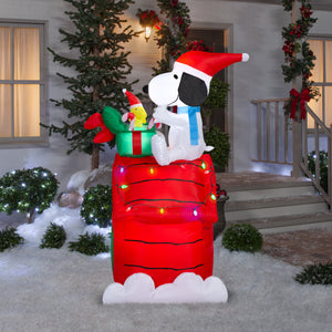 Gemmy Christmas Airblown Inflatable Snoopy and Woodstock on Doghouse Scene Peanuts, 5.5 ft Tall