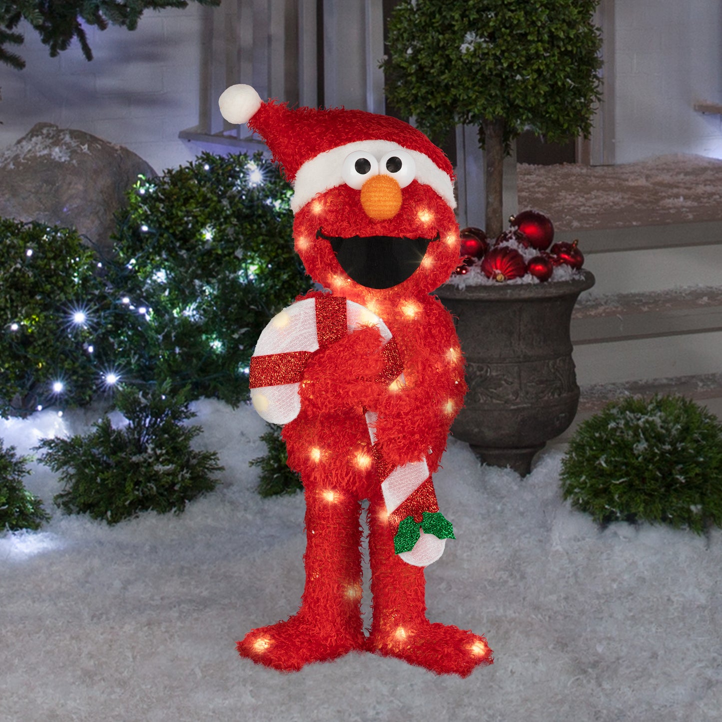 Sesame Street Elmo Tinsel Yard Sculpture, 30-Inch, Pre-Lit LED Christmas Décor lifestyle