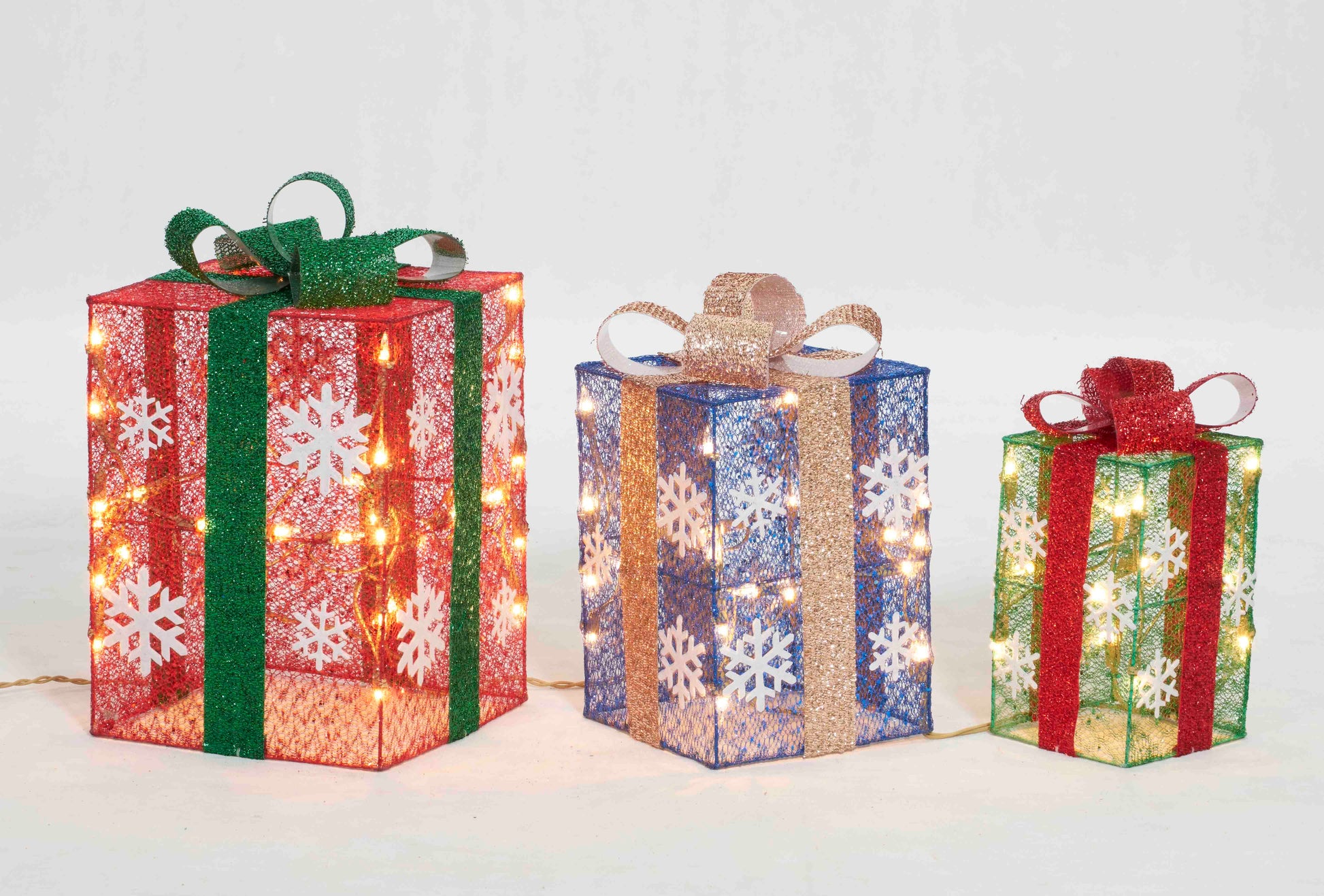 Set of 3 Multi Gift Box Sculpture Christmas Décor image 2