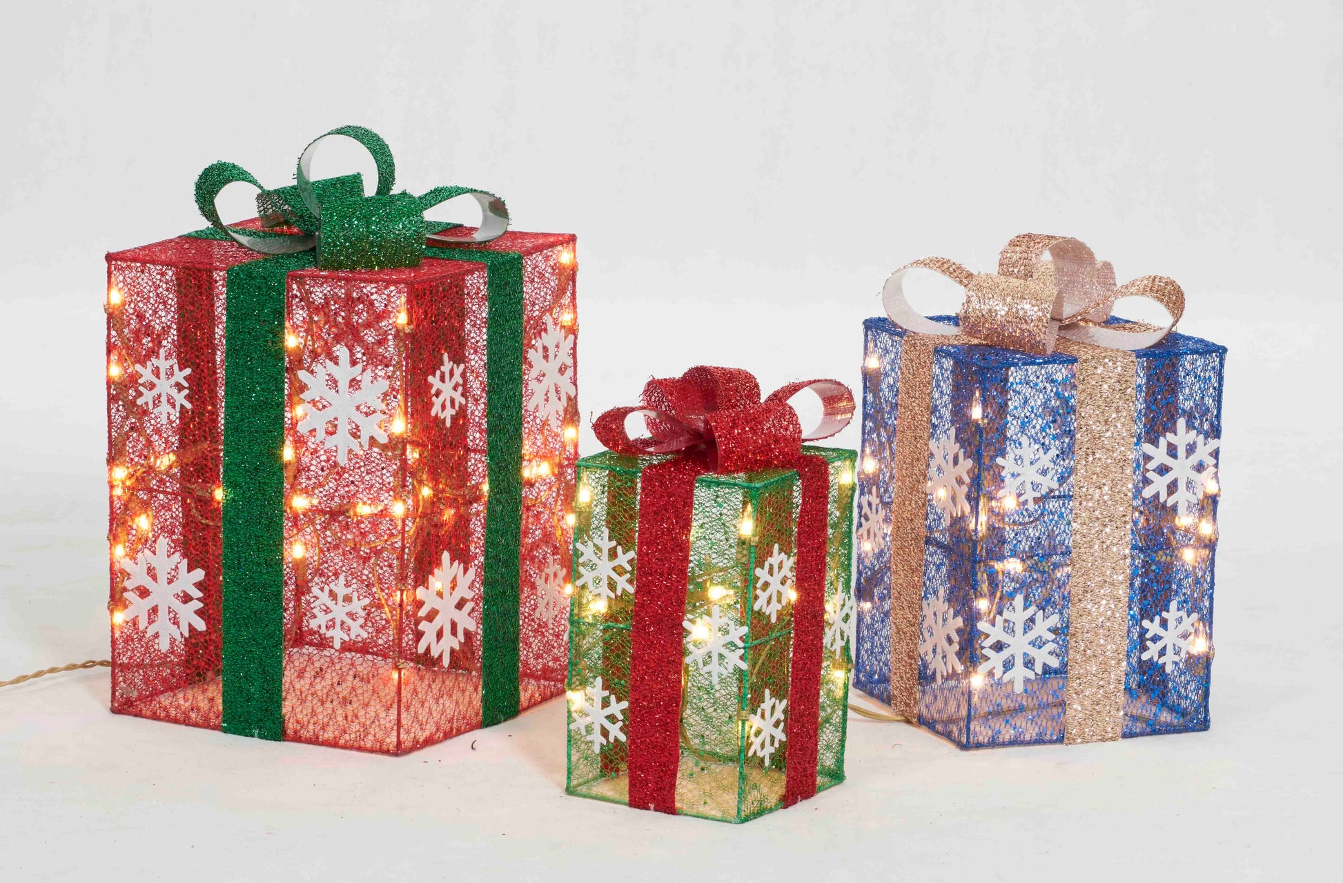 Set of 3 Multi Gift Box Sculpture Christmas Décor image 3