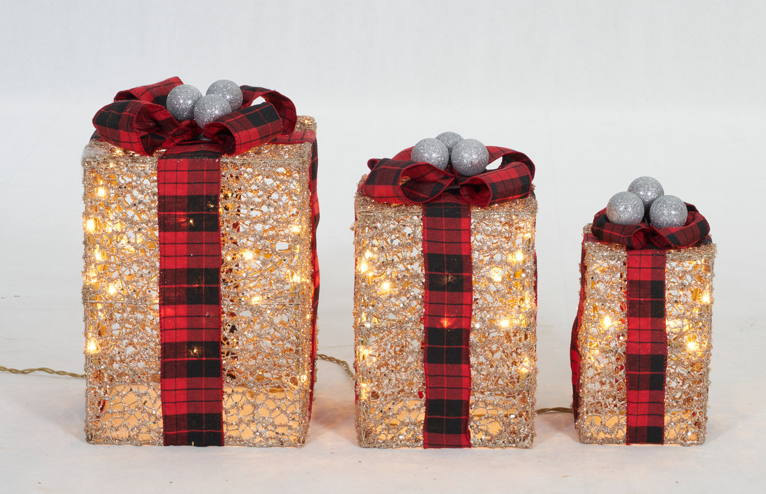Set of 3 Gift Box Sculpture Christmas Décor