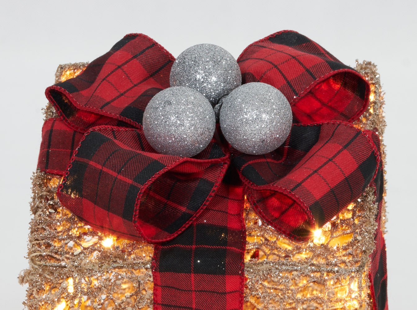 Set of 3 Gift Box Sculpture Christmas Décor image 5